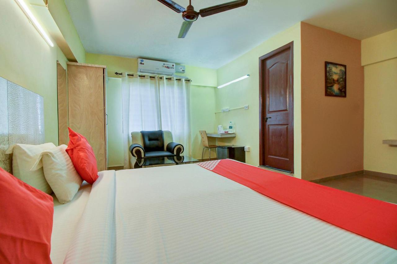 Capital O 17320 Vijaya Residency Manipal Buitenkant foto